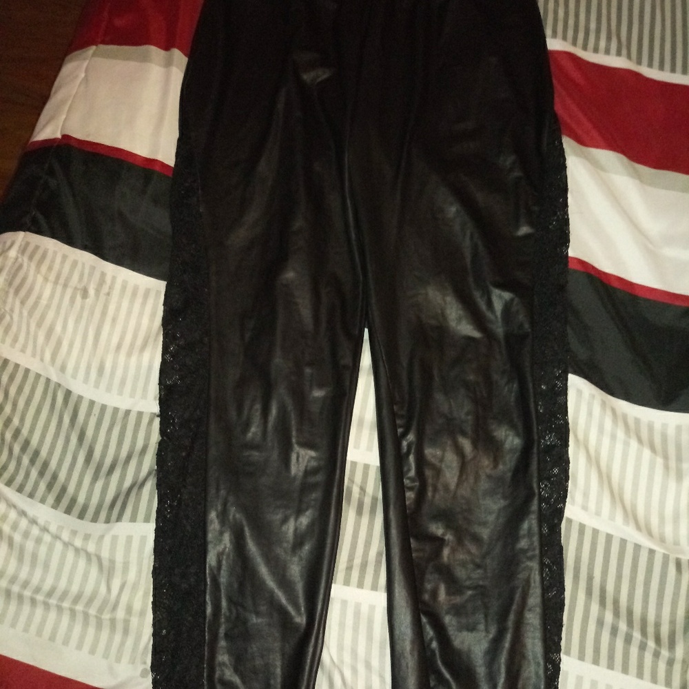 Womens skinny leather floral sheer tights